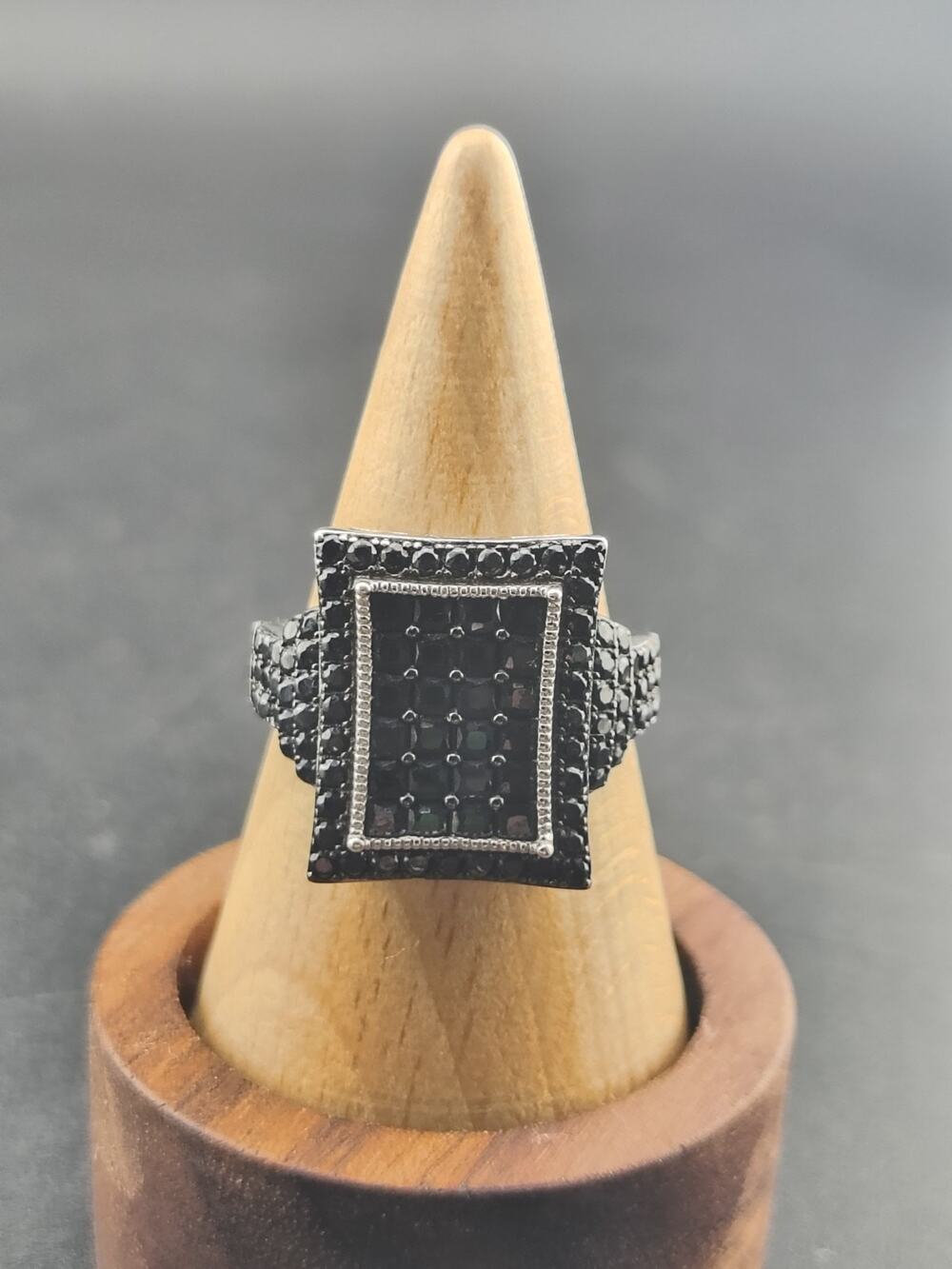 Victoria Wieck 925 Silver Black Spinel Pave Ring Size 8.75